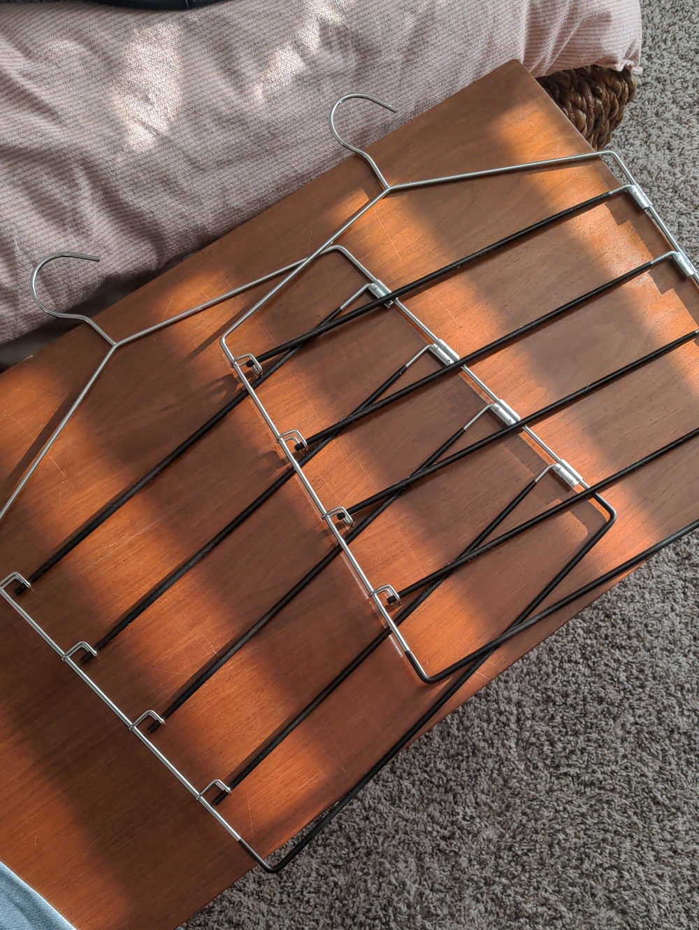 Metal Multi-Tier Pants Hanger in Silver & Black